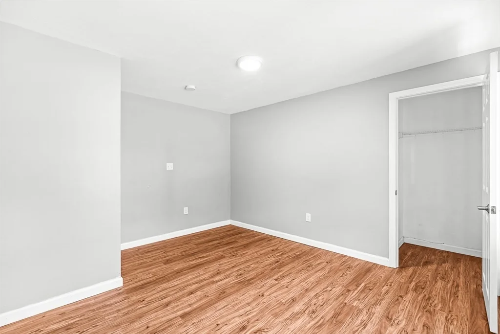 3 bed, 1 bath apartment for rent at 38 Idora Ave, Haverhill — photo 24 of 40