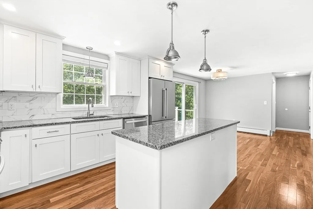 3 bed, 1 bath apartment for rent at 38 Idora Ave, Haverhill — photo 13 of 40