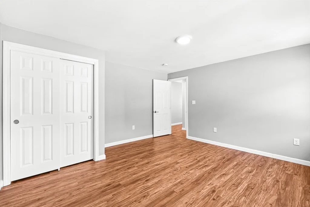 3 bed, 1 bath apartment for rent at 38 Idora Ave, Haverhill — photo 19 of 40