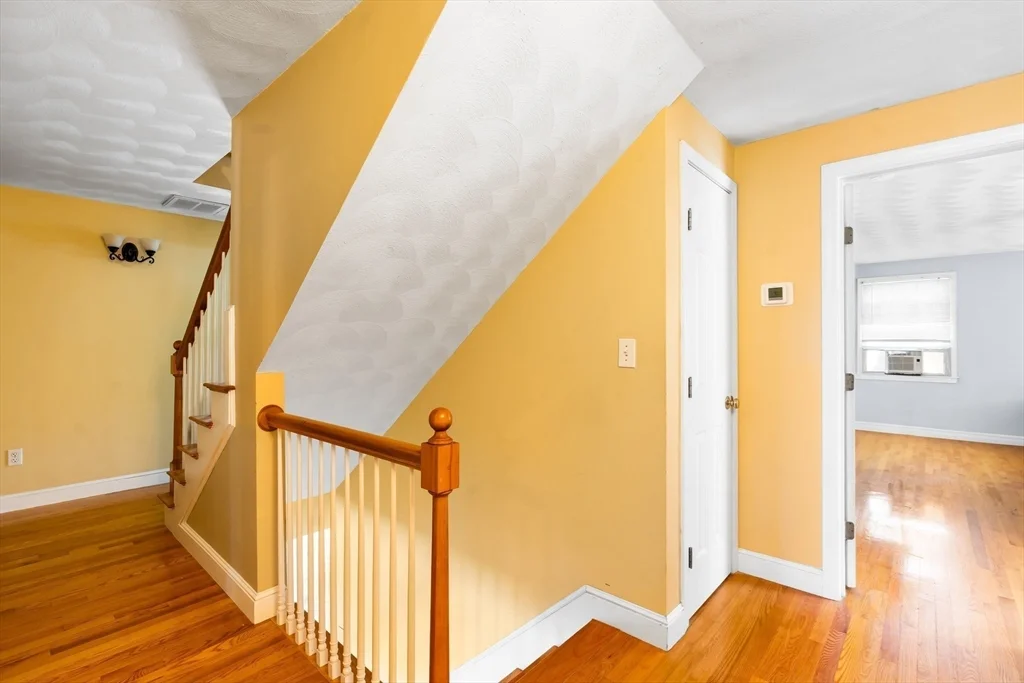 7 bed, 3 bath apartment for rent at 38 Ivan St, Lexington — photo 28 of 42