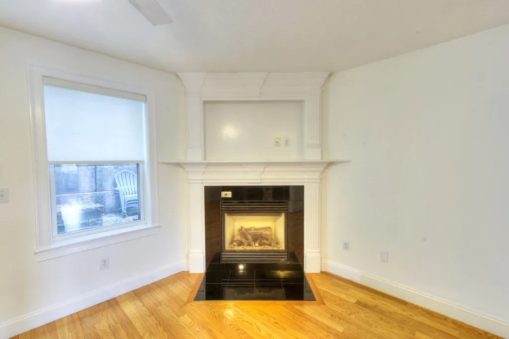 3 bed, 2 bath apartment for rent at 38 Johnson St Unit 38, Worcester — photo 7 of 29