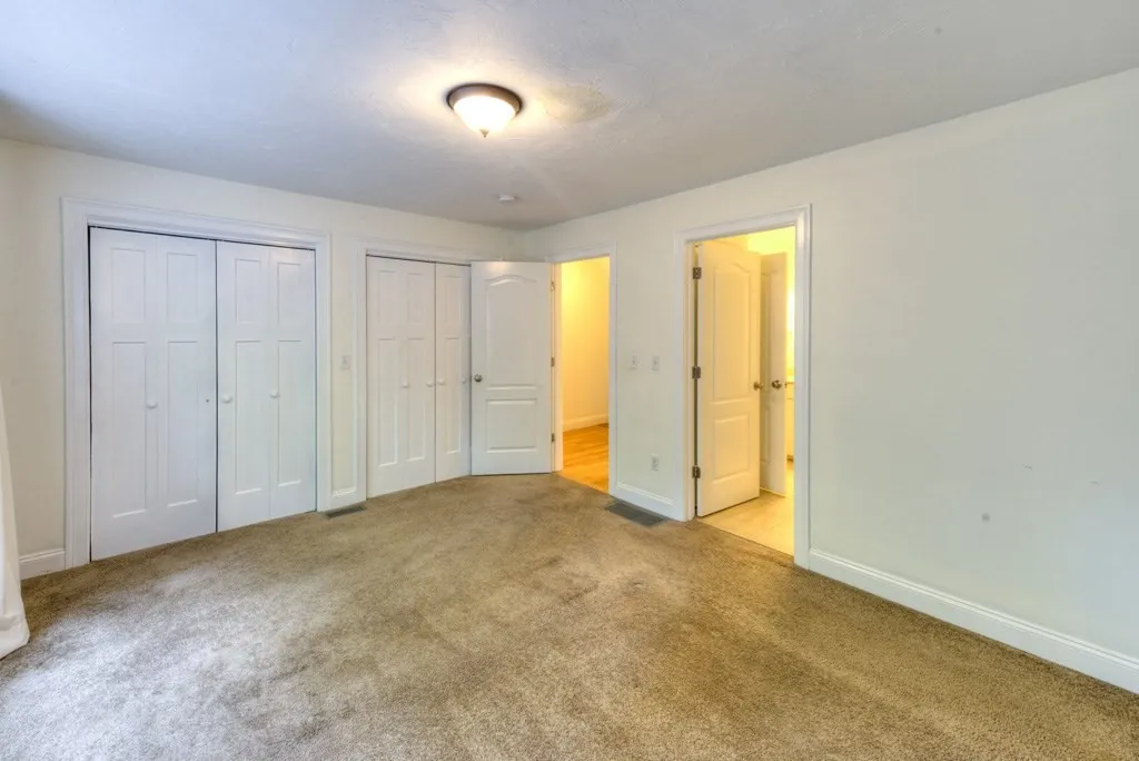 3 bed, 2 bath apartment for rent at 38 Johnson St Unit 38, Worcester — photo 16 of 29