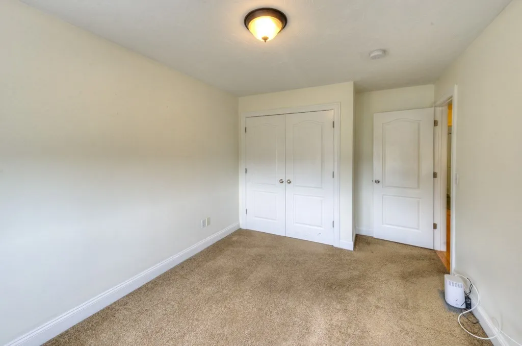3 bed, 2 bath apartment for rent at 38 Johnson St Unit 38, Worcester — photo 19 of 29