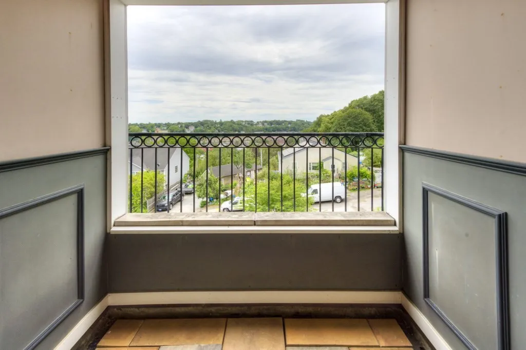3 bed, 2 bath apartment for rent at 38 Johnson St Unit 38, Worcester — photo 25 of 29
