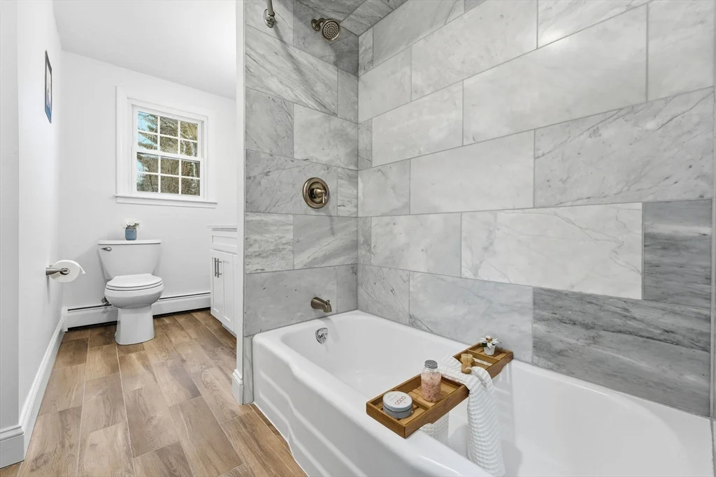 3 bed, 3 bath apartment for rent at 38 Juniper Ln, Holden — photo 12 of 34