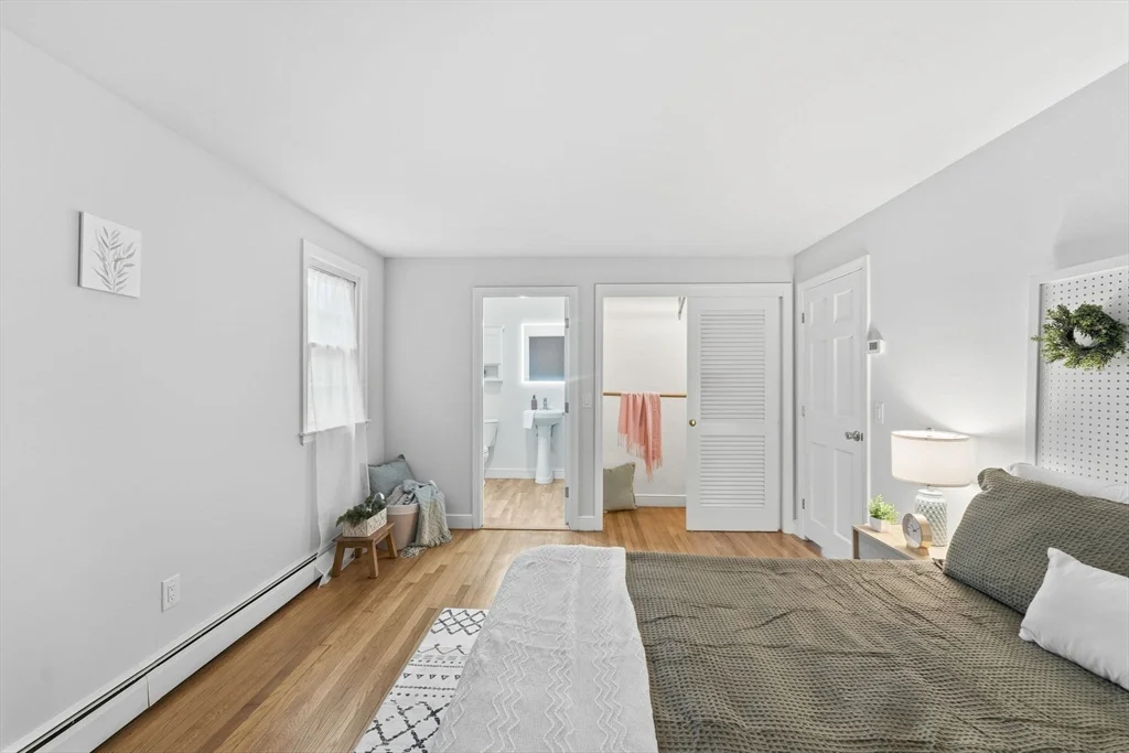 3 bed, 3 bath apartment for rent at 38 Juniper Ln, Holden — photo 8 of 34