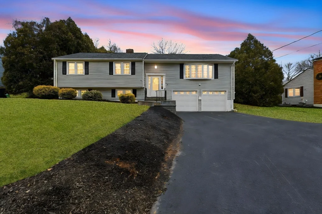 3 bed, 3 bath apartment for rent at 38 Juniper Ln, Holden — photo 33 of 34