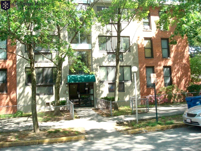 2 bed, 1 bath apartment for rent at 38 Juniper St Unit 113, Brookline Village — photo 15 of 17