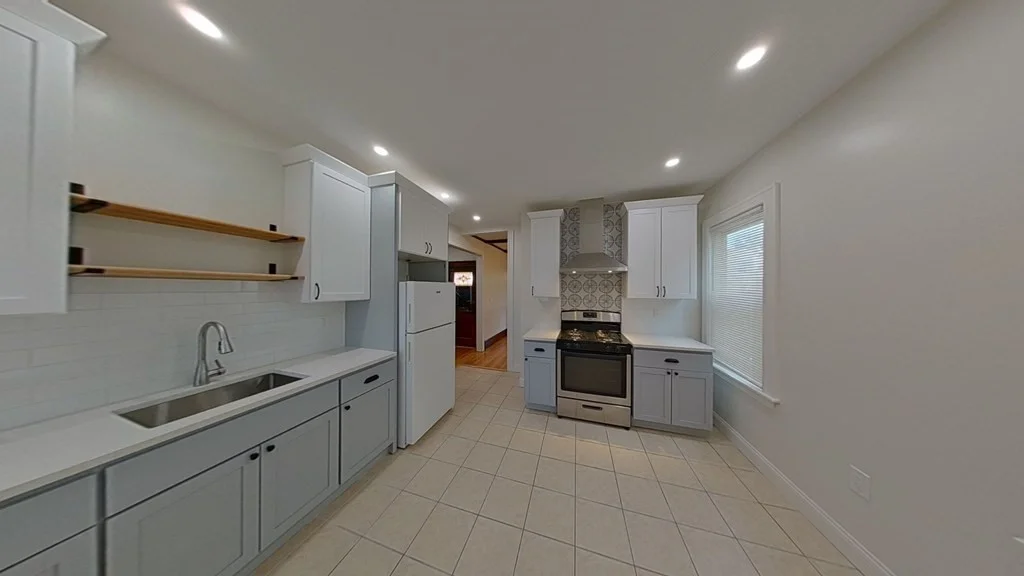 3 bed, 1 bath apartment for rent at 38 King St Unit 2, Dorchester