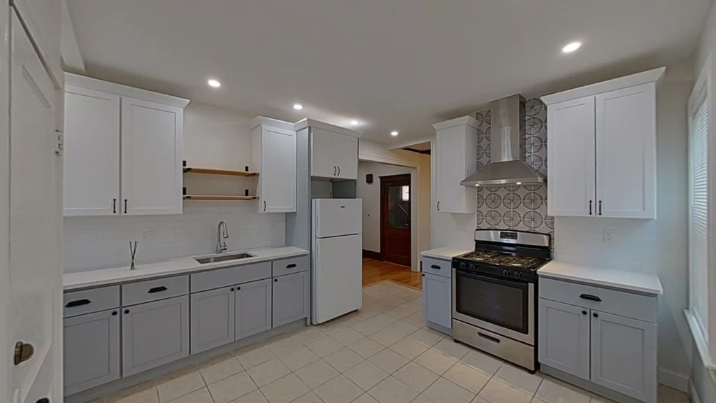 3 bed, 1 bath apartment for rent at 38 King St Unit 2, Dorchester — photo 5 of 16