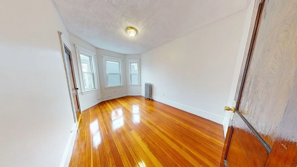 3 bed, 1 bath apartment for rent at 38 King St Unit 3, Dorchester — photo 22 of 29
