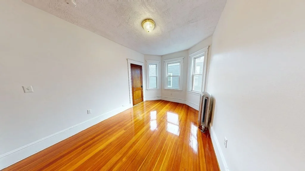 3 bed, 1 bath apartment for rent at 38 King St Unit 3, Dorchester — photo 24 of 29
