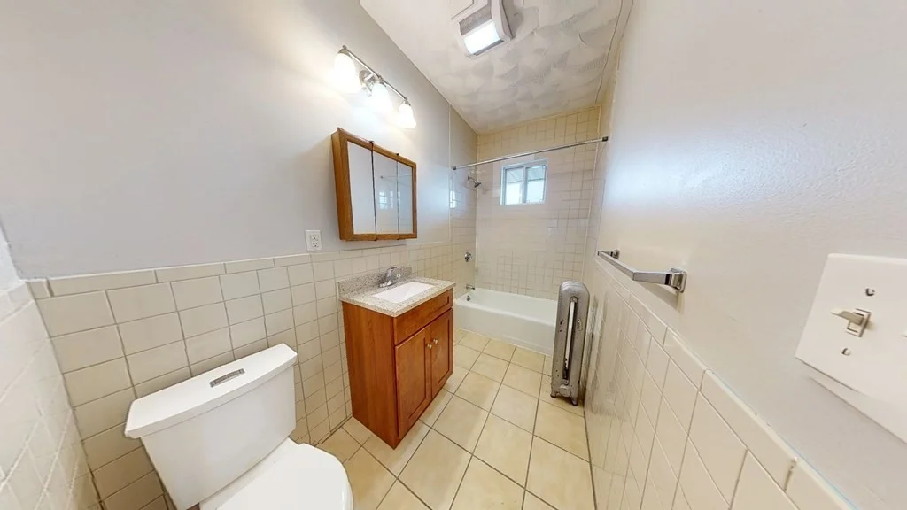 3 bed, 1 bath apartment for rent at 38 King St Unit 3, Dorchester — photo 17 of 29