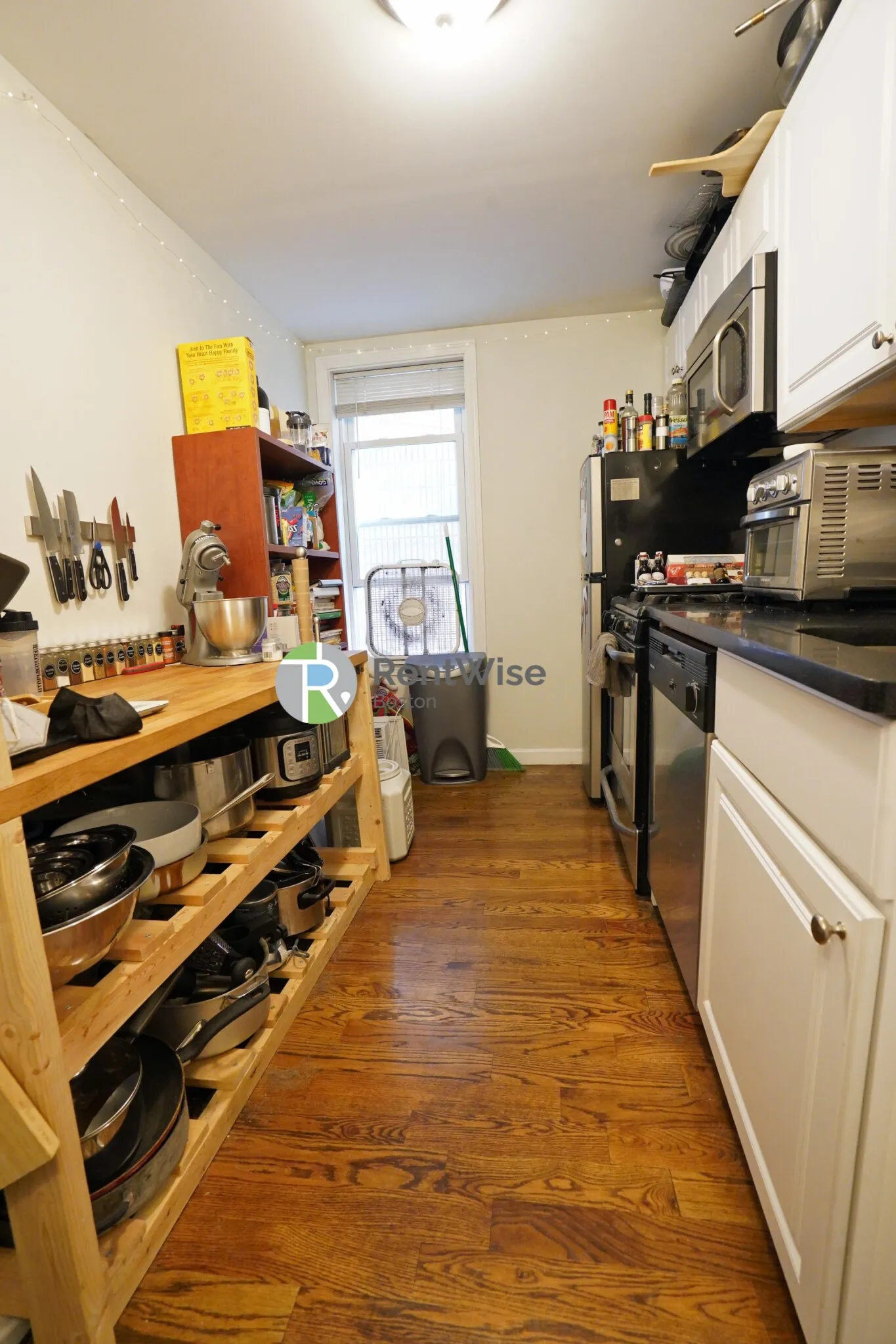 Studio bed, 1 bath apartment for rent at 38 L St Unit 1, South Boston — photo 7 of 13