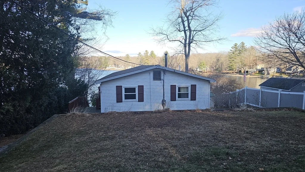 2 bed, 1 bath apartment for rent at 38 Lake Dr Unit 1, Leicester — photo 6 of 27