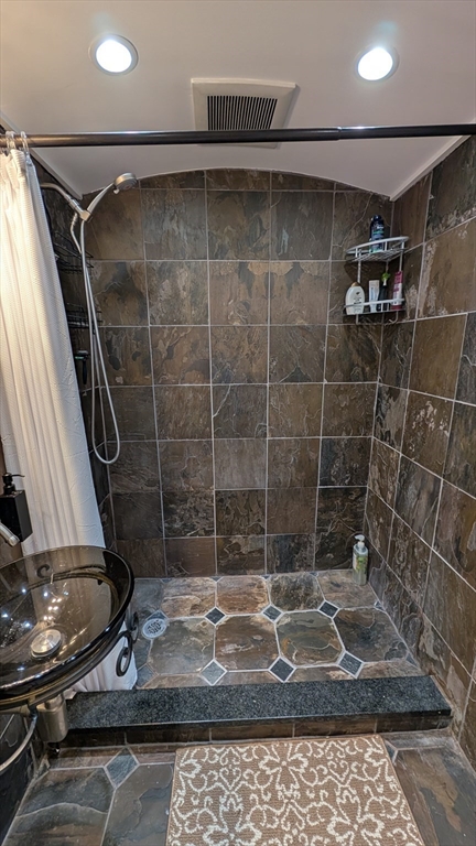 1 bed, 1 bath apartment for rent at 38 Lawrence St Unit 17, South End — photo 13 of 17