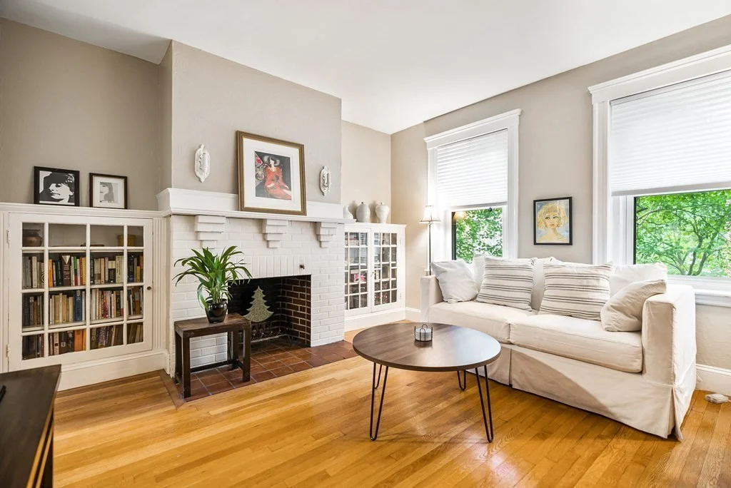 1 bed, 1 bath apartment for rent at 38 Linnaean St Unit 8, Harvard Square — photo 1 of 16