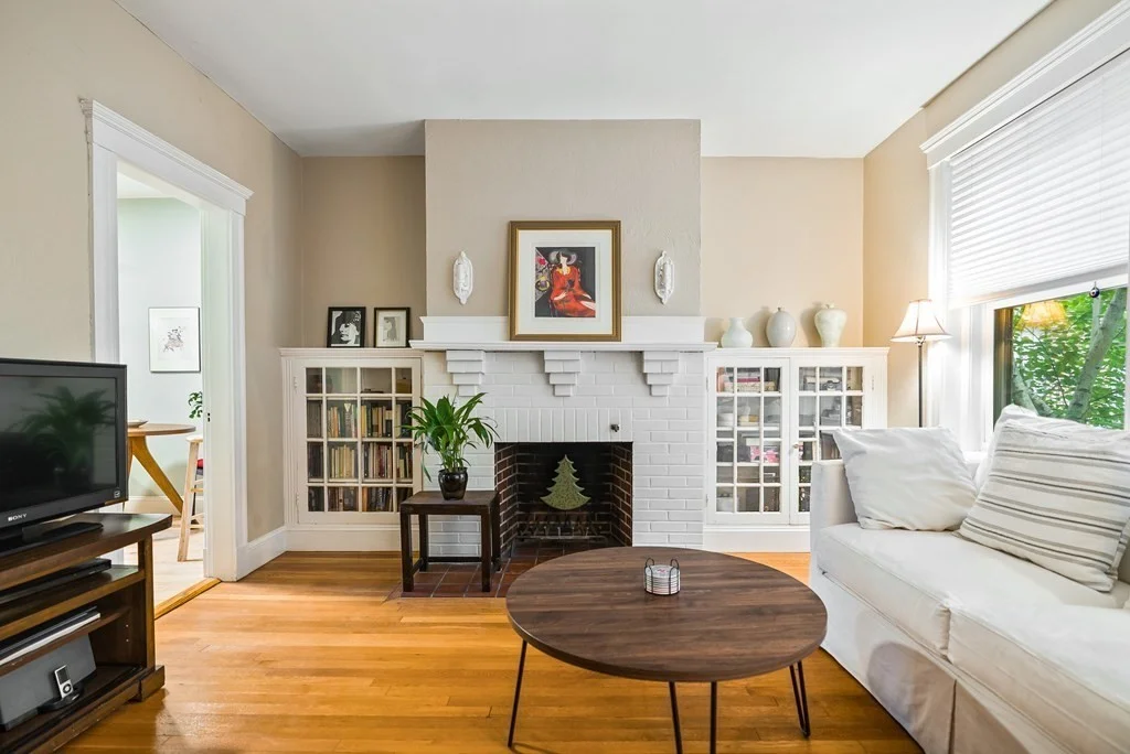 1 bed, 1 bath apartment for rent at 38 Linnaean St Unit 8, Harvard Square — photo 3 of 16