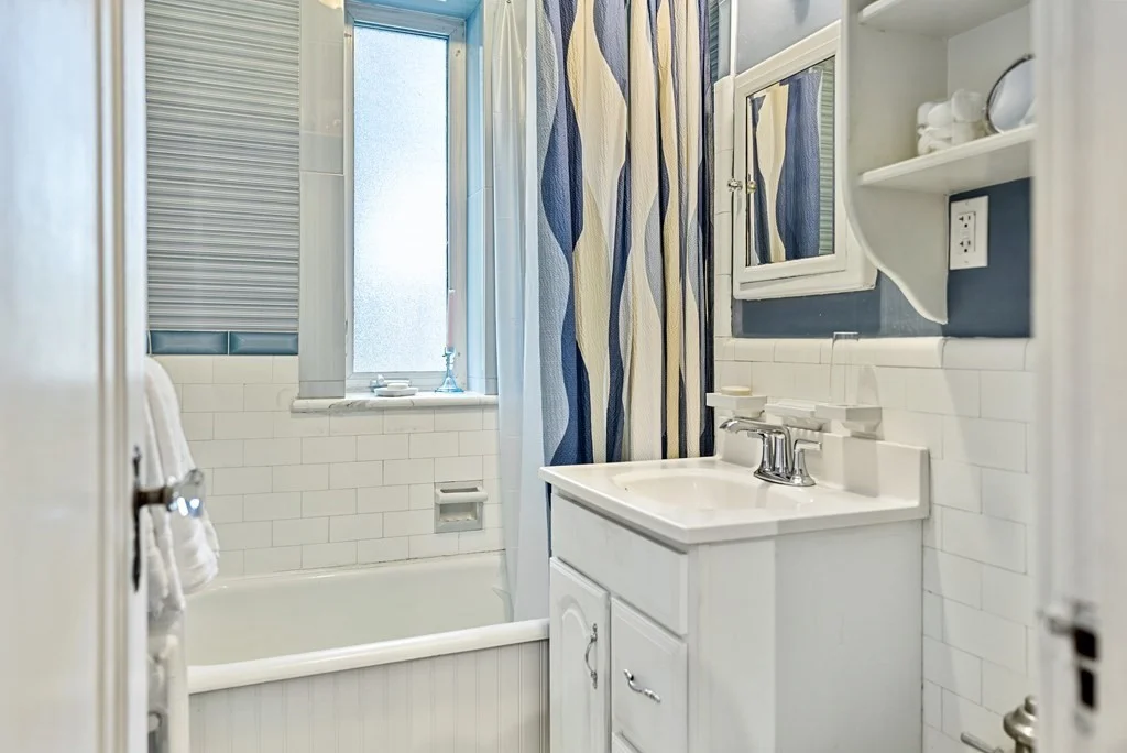 1 bed, 1 bath apartment for rent at 38 Linnaean St Unit 8, Harvard Square — photo 9 of 16