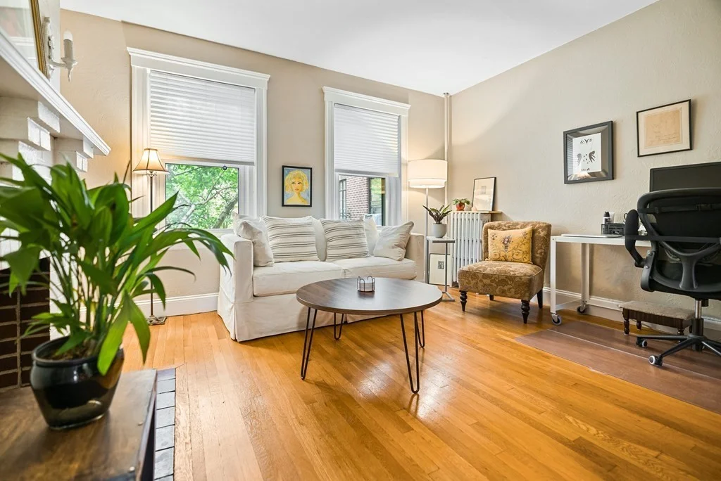 1 bed, 1 bath apartment for rent at 38 Linnaean St Unit 8, Harvard Square — photo 2 of 16