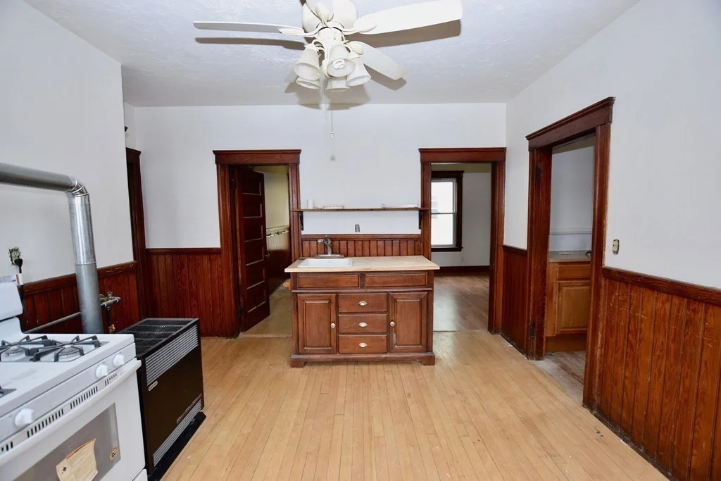 2 bed, 1 bath apartment for rent at 38 Merrifield Unit 2, Worcester — photo 5 of 23