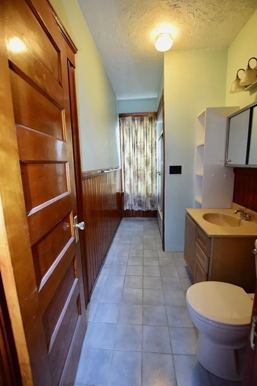 2 bed, 1 bath apartment for rent at 38 Merrifield Unit 2, Worcester — photo 7 of 23