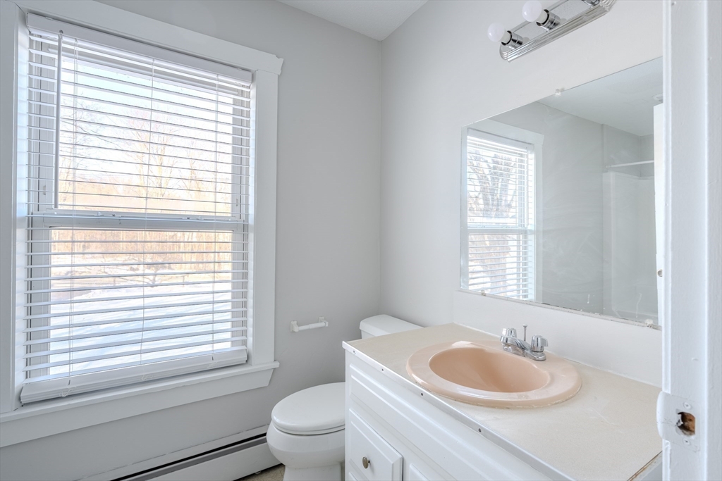 3 bed, 1 bath apartment for rent at 38 Mill St Unit 2, Pepperell — photo 13 of 17