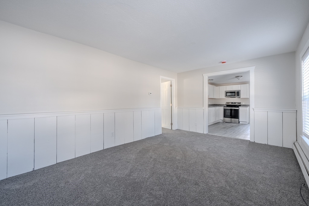 3 bed, 1 bath apartment for rent at 38 Mill St Unit 2, Pepperell — photo 3 of 17