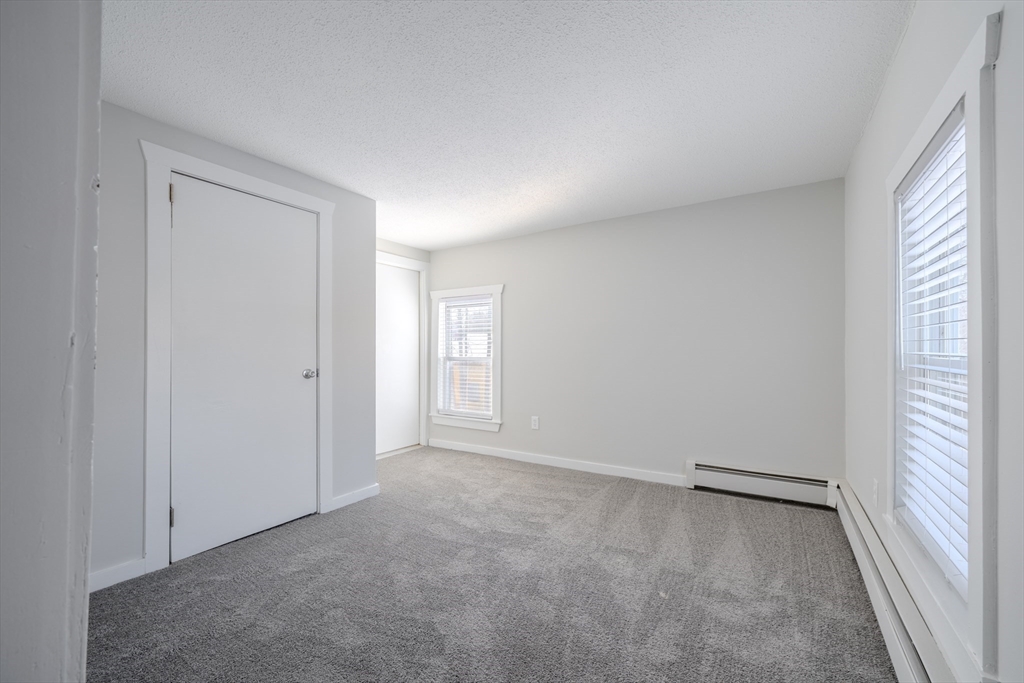3 bed, 1 bath apartment for rent at 38 Mill St Unit 3, Pepperell — photo 13 of 14