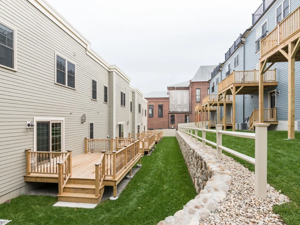 3 bed, 2 bath apartment for rent at 38 Millmont St Unit 38, Roxbury — photo 12 of 12