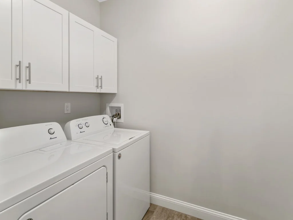 3 bed, 2 bath apartment for rent at 38 Millmont St Unit 38, Roxbury — photo 11 of 12