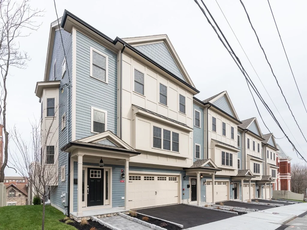 3 bed, 2 bath apartment for rent at 38 Millmont St Unit 38, Roxbury