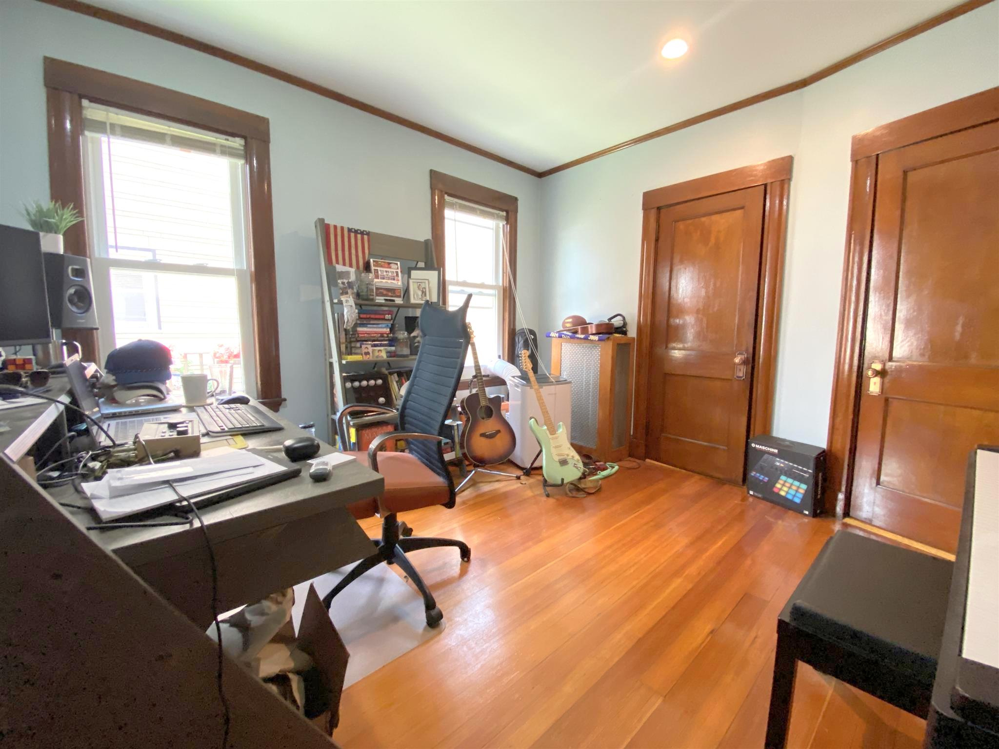 2.5 bed, 1 bath apartment for rent at 38 Minnesota Ave Unit 1, East Somerville — photo 11 of 20