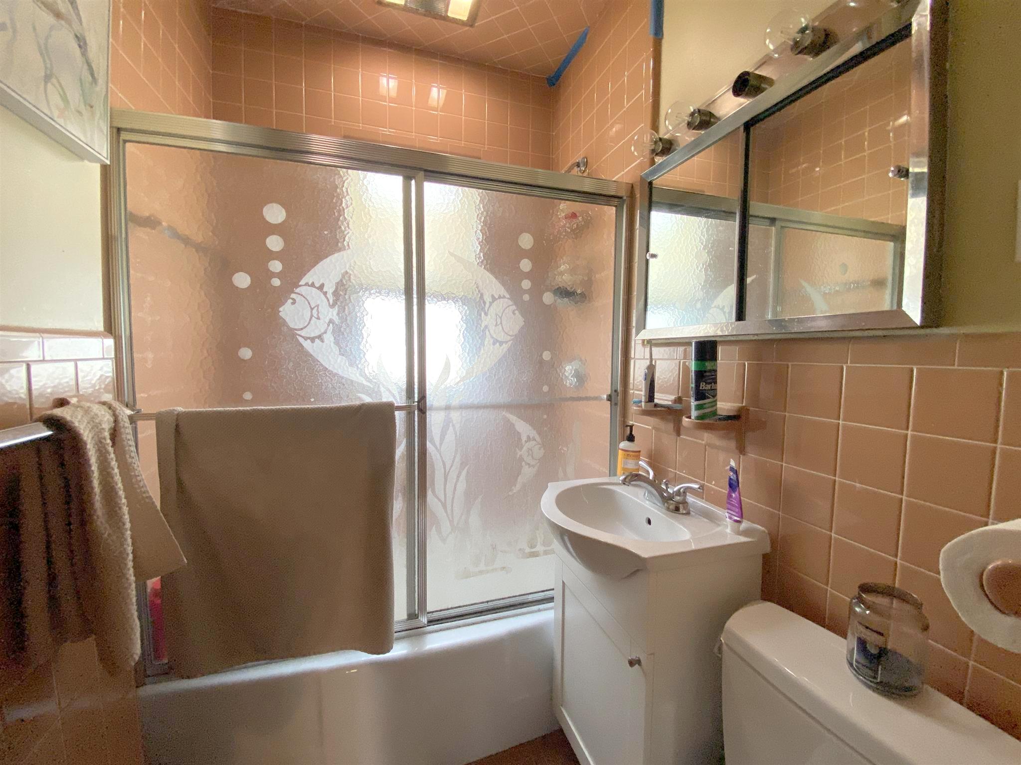 2.5 bed, 1 bath apartment for rent at 38 Minnesota Ave Unit 1, East Somerville — photo 12 of 20