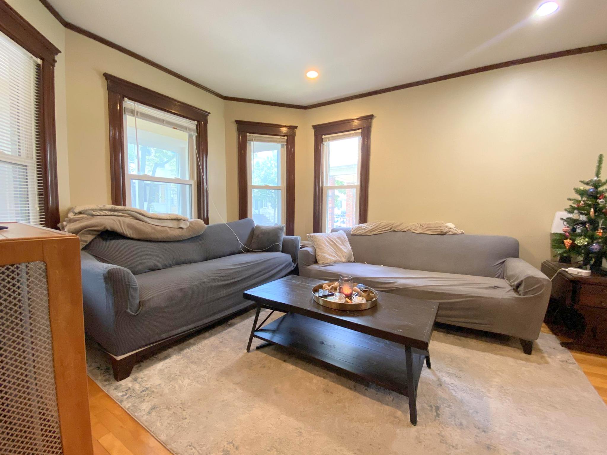2.5 bed, 1 bath apartment for rent at 38 Minnesota Ave Unit 1, East Somerville — photo 8 of 20