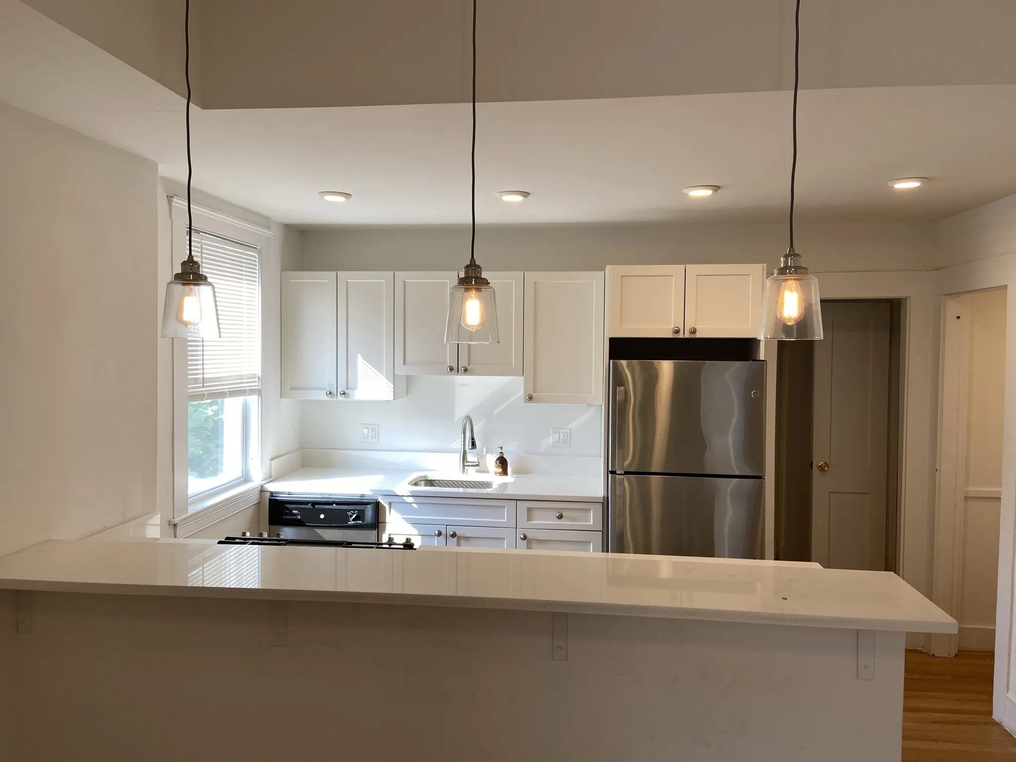 3 bed, 1 bath apartment for rent at 38 Newton St Unit 1, Brighton