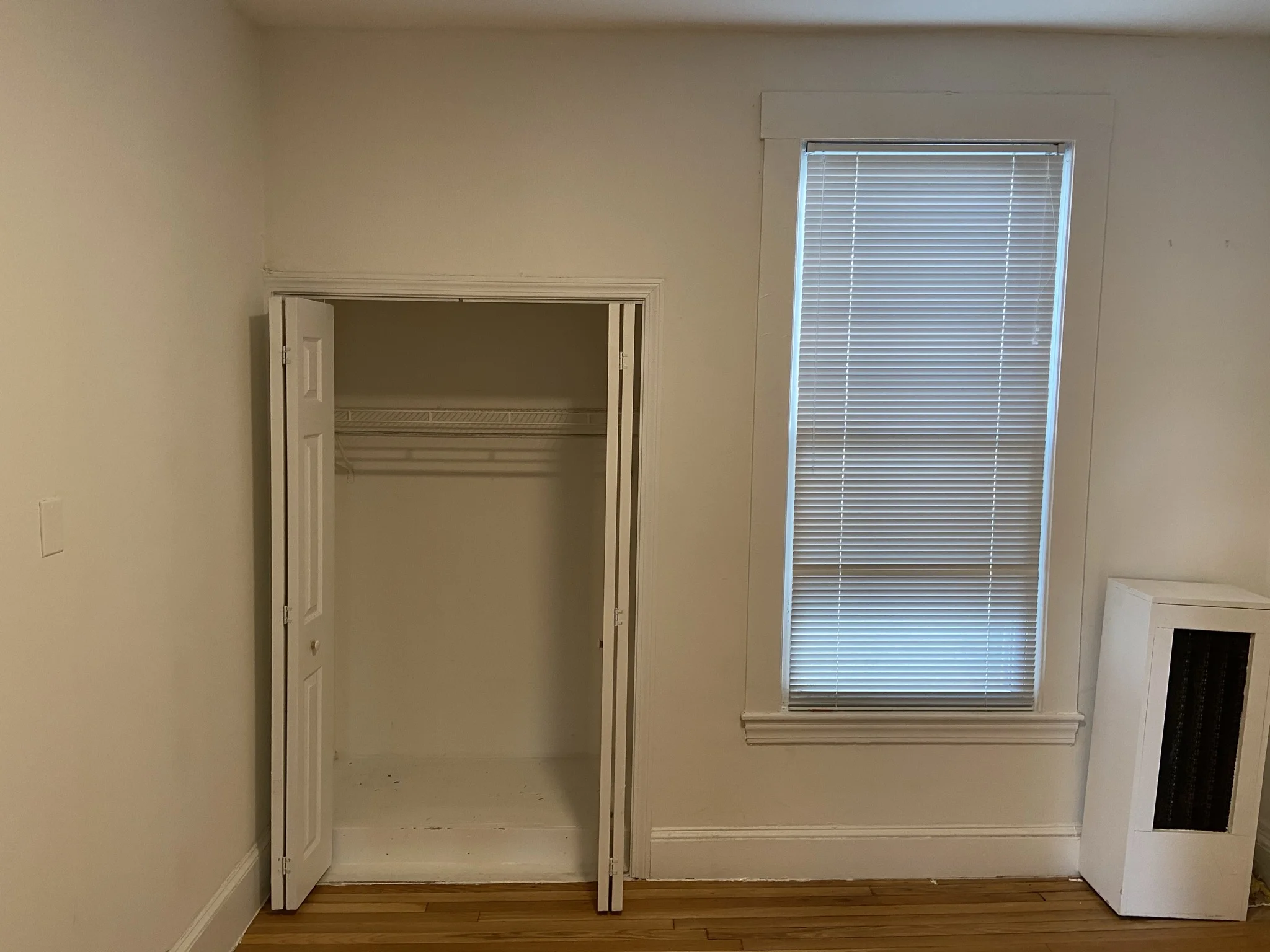 4 bed, 1 bath apartment for rent at 38 Newton St Unit 2, Brighton — photo 47 of 49