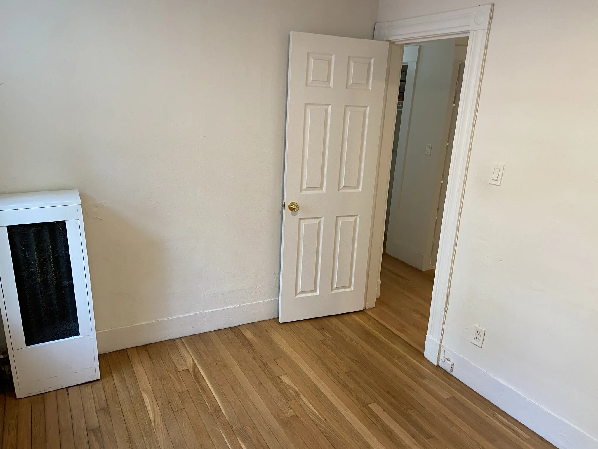 4 bed, 1 bath apartment for rent at 38 Newton St Unit 2, Brighton — photo 40 of 49