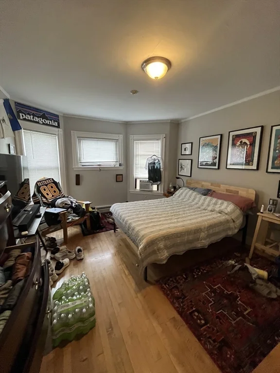 6 bed, 3 bath apartment for rent at 38 North Beacon St Unit 1, Allston — photo 7 of 9