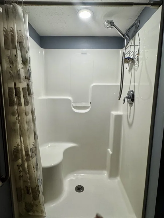 2 bed, 1 bath apartment for rent at 38 North Main St Unit 2R, Carver — photo 5 of 14