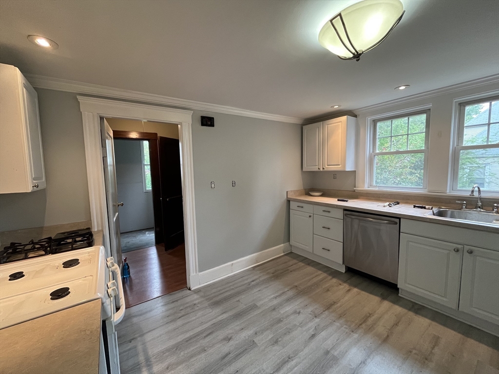 2 bed, 1 bath apartment for rent at 38 Olcott St Unit 1, Watertown — photo 2 of 14