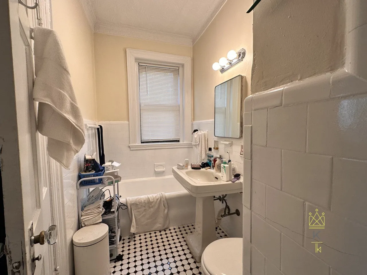 3 bed, 2 bath apartment for rent at 38 Park St Unit 1, Brookline — photo 11 of 16