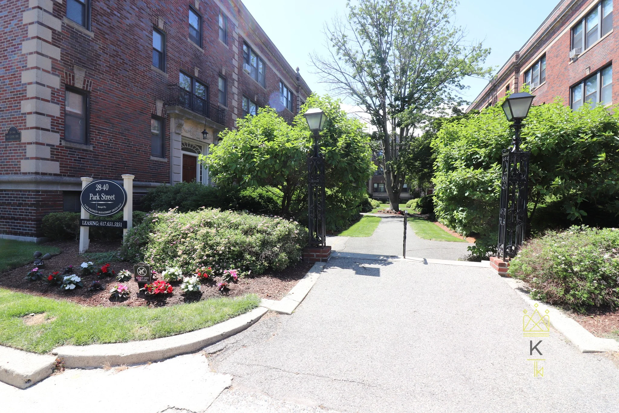 3 bed, 2 bath apartment for rent at 38 Park St Unit 1, Brookline — photo 15 of 16