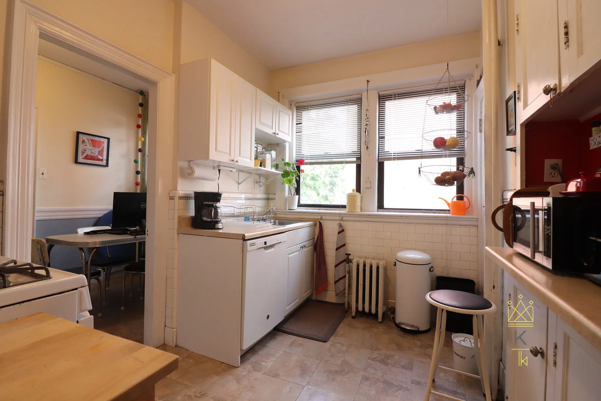 3 bed, 2 bath apartment for rent at 38 Park St Unit 1, Brookline — photo 5 of 16
