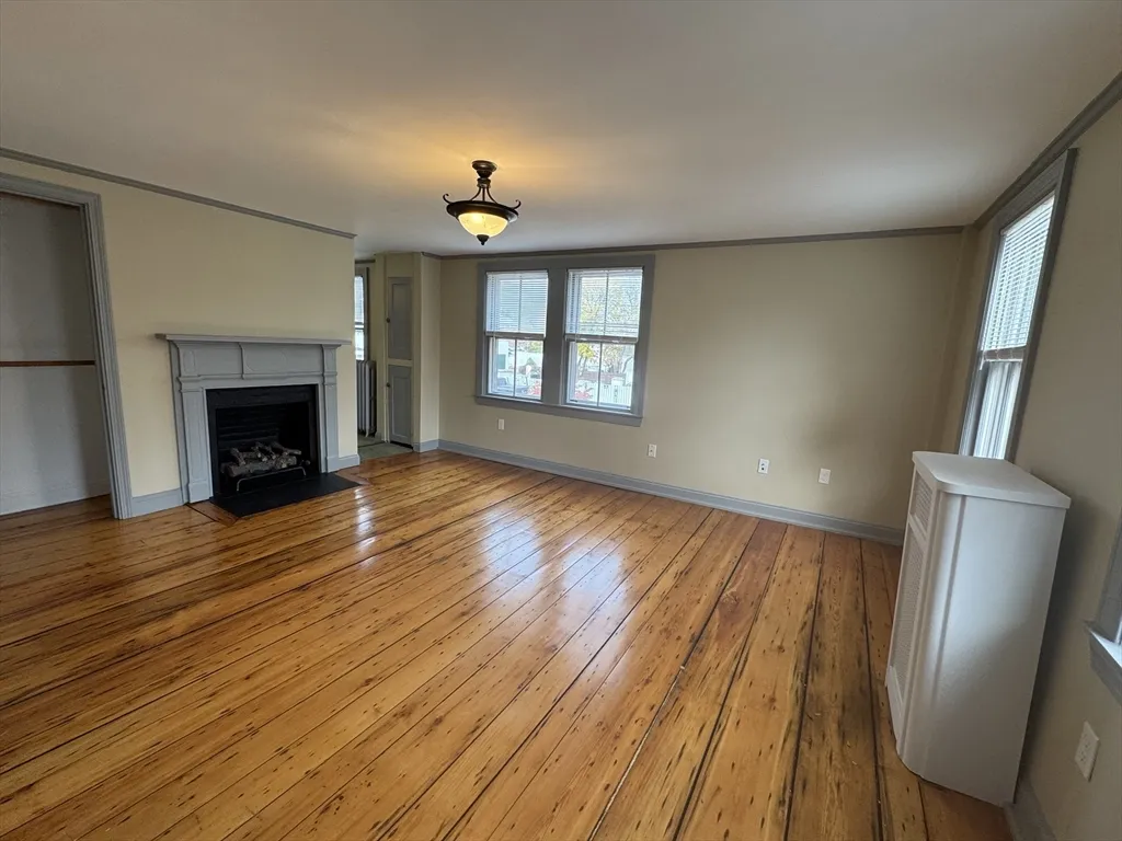 Studio bed, 1 bath apartment for rent at 38 Park St Unit B, Tufts University — photo 5 of 12