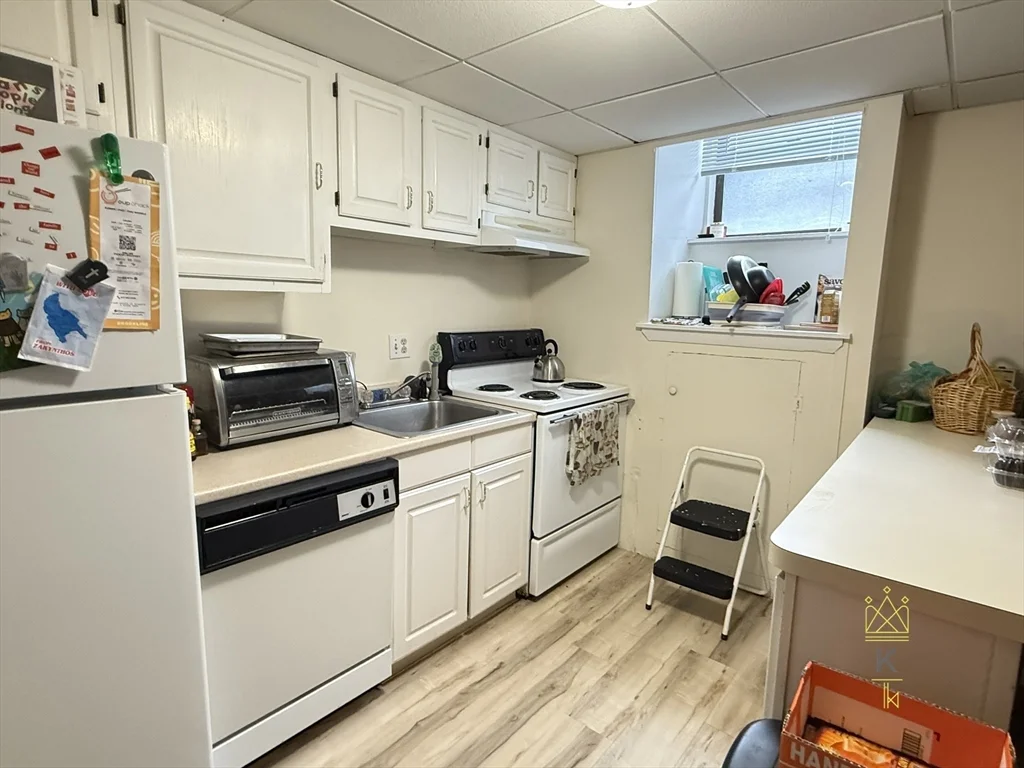 1 bed, 1 bath apartment for rent at 38 Park St Unit B12, Brookline — photo 1 of 8
