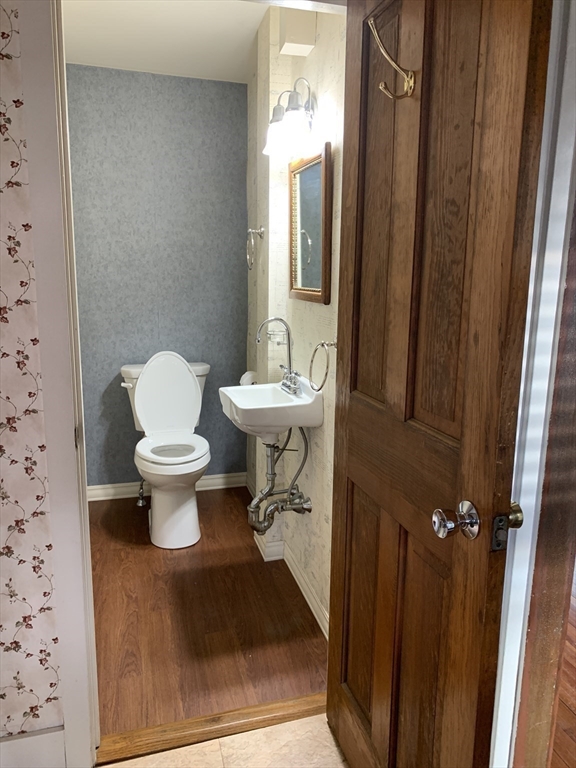 3 bed, 1 bath apartment for rent at 38 Park St Unit C, Medford — photo 7 of 33