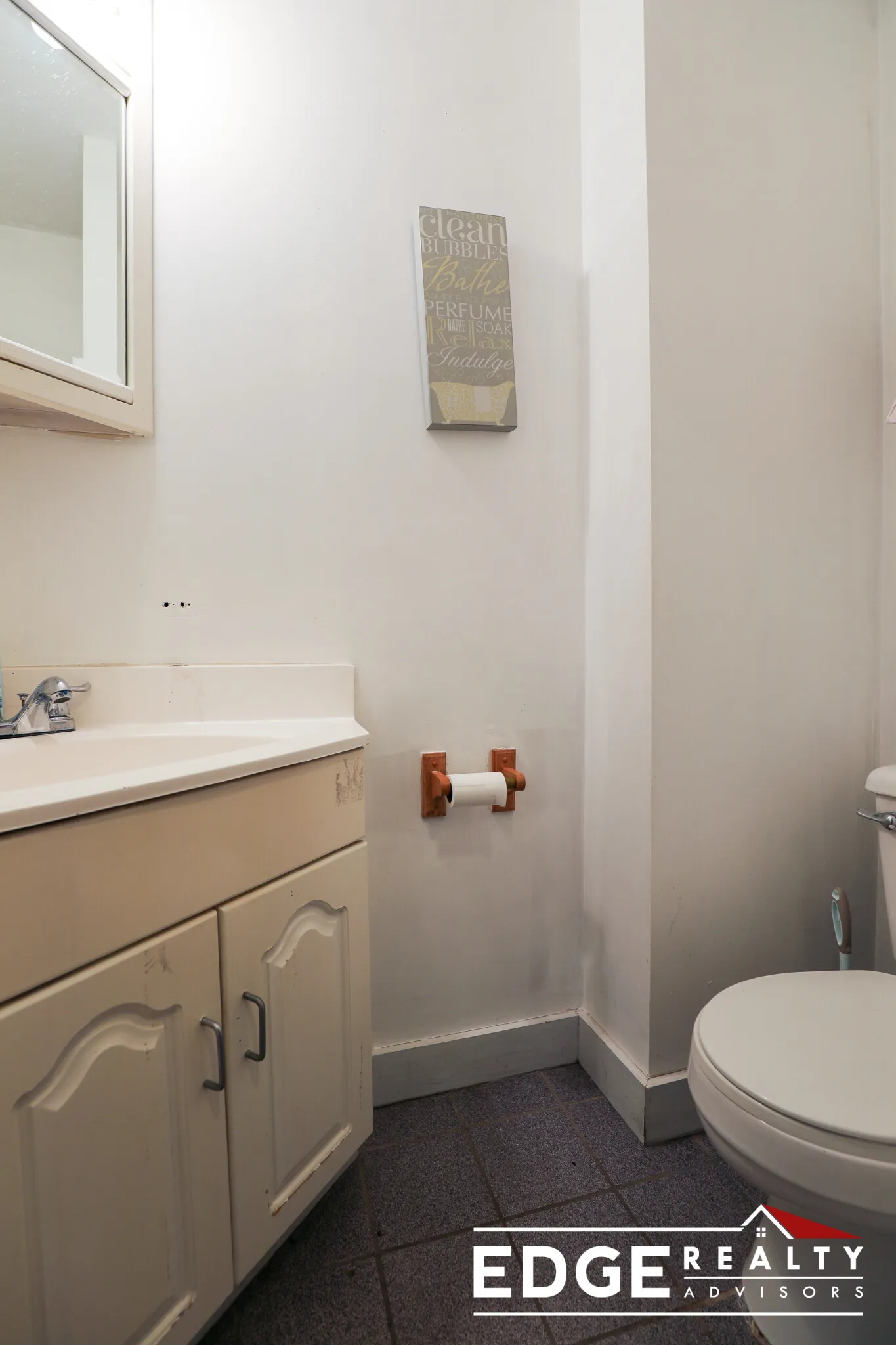 4 bed, 1.5 bath apartment for rent at 38 Park Vale Ave Unit 4, Brighton — photo 7 of 14