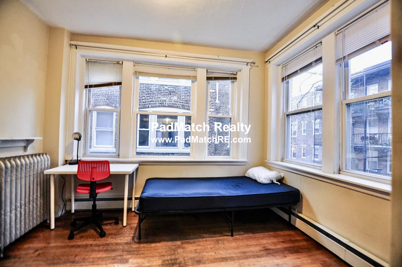 4 bed, 1.5 bath apartment for rent at 38 Park Vale Ave Unit 6, Brighton — photo 11 of 17
