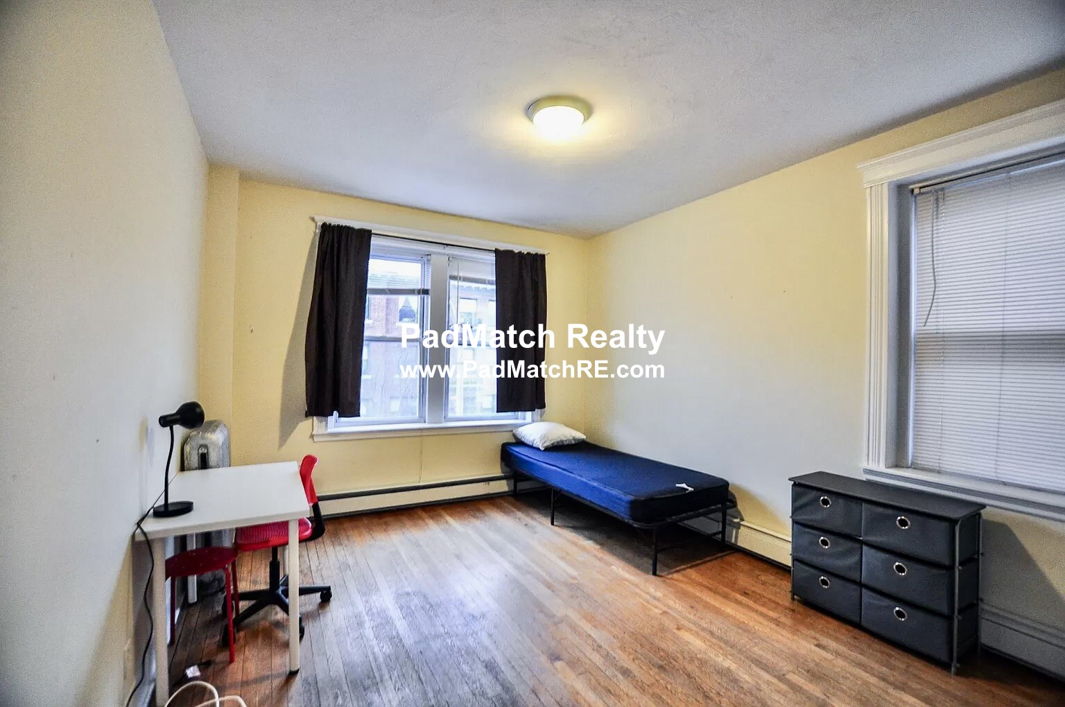 4 bed, 1.5 bath apartment for rent at 38 Park Vale Ave Unit 6, Brighton — photo 9 of 17